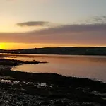 Shallow Sea-point * Knights Town