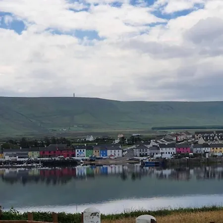 Shallow Sea-point Holiday home *