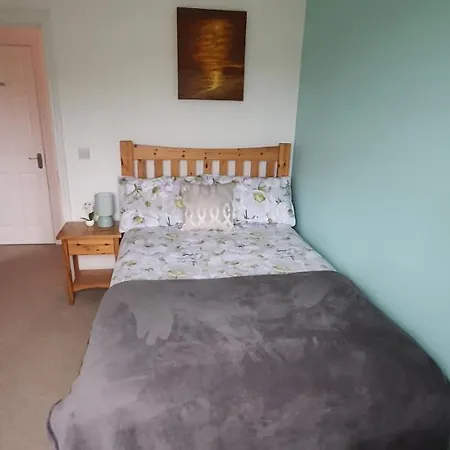 Shallow Sea-point Holiday home