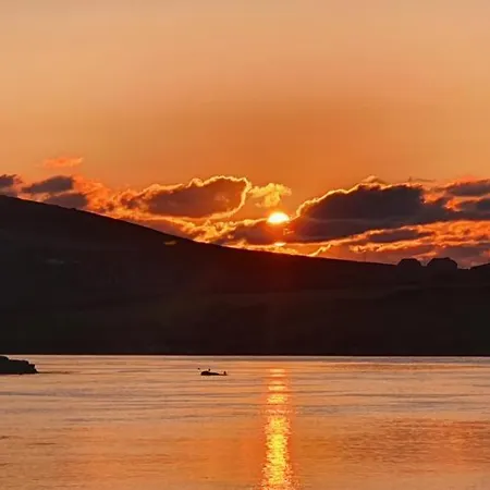 Shallow Sea-point Holiday home