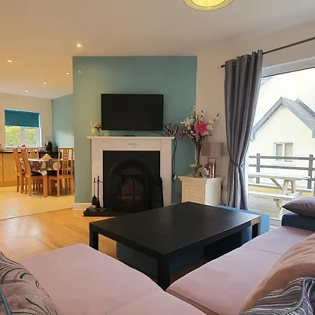 Shallow Sea-point Knights Town